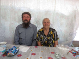 Пресвитер Михаил Михайлович Кастрюлин со своей женой Екатериной Ивановной