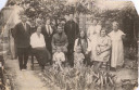 1935, Бобровы. Подпись: «На память Марусе и Яше о маме и родственниках» [Майское]. [№ 01119]