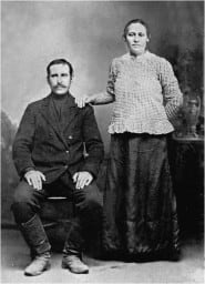 1910?, Милосердов Григорий Ионович (1883 г.р.) и Мария Максимовна Брагина (Милосердова)